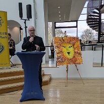 PXL 20260315 114423090